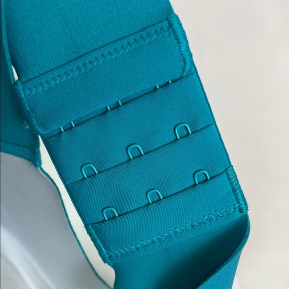 NWT Brooks Run Sports Bra Dare Scoopback 2.0 40 C/D High Impact - Picture 5 of 11